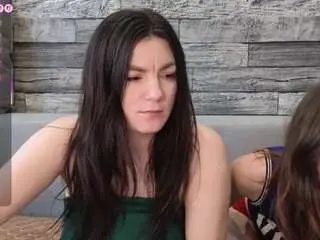 Sosgirls  live sex cam