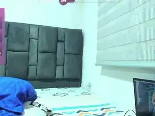 Violettaylor28  live sex cam