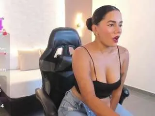 Dana-daree  live sex cam