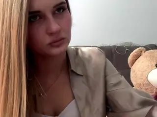 Narcisagiddins  live sex cam