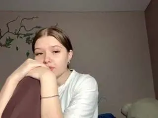 Ninonchevalier  live sex cam