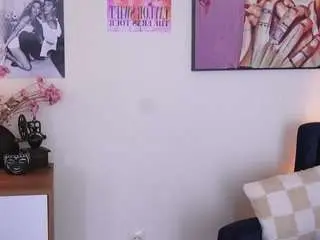 Loretalouria  live sex cam