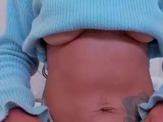 Mia-nickole  live sex cam