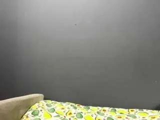 Shalandaselbig  live sex cam