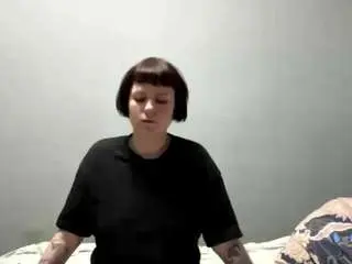 Shalandaselbig  live sex cam