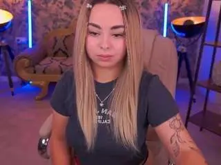 Susiegirll  live sex cam