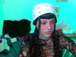 Yourdessert1  live sex cam