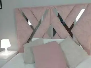 Aprilwatsonn  live sex cam