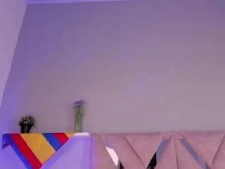 Aprilwatsonn  live sex cam