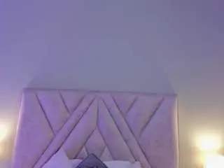 Aprilwatsonn  live sex cam