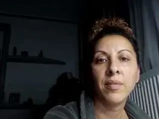 Brenda89  live sex cam