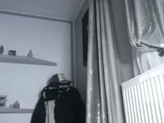 Brenda89  live sex cam