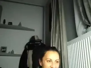 Brenda89  live sex cam