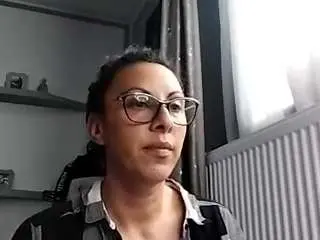 Brenda89  live sex cam