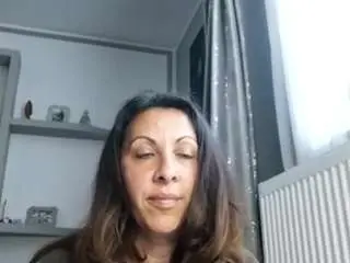 Brenda89  live sex cam