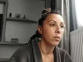 Brenda89  live sex cam