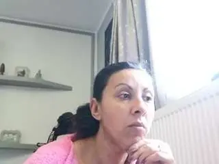 Brenda89  live sex cam