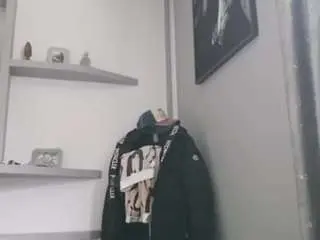 Brenda89  live sex cam