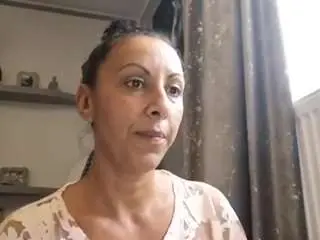 Brenda89  live sex cam