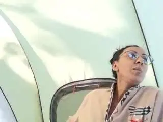 Brenda89  live sex cam