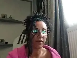 Brenda89  live sex cam
