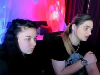 Foxy-tease  live sex cam