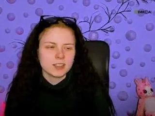 Foxy-tease  live sex cam