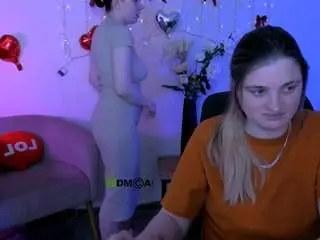 Foxy-tease  live sex cam