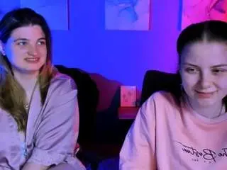 Foxy-tease  live sex cam