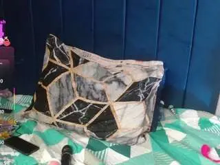 Francheska-power  live sex cam