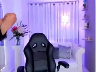 Hannaamills  live sex cam