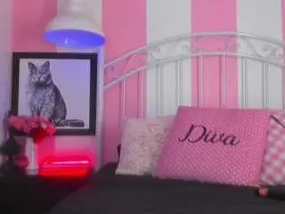 Liah-grey8  live sex cam