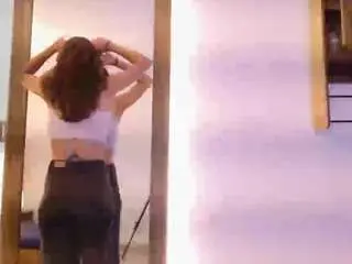 Miajhonnson  live sex cam
