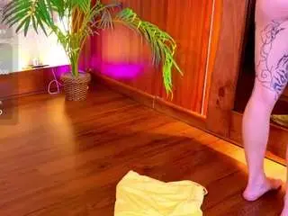 Miajhonnson  live sex cam