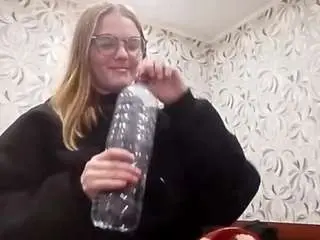 Priscilanalley  live sex cam