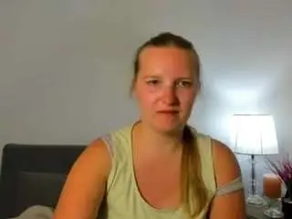 Roseamazing  live sex cam