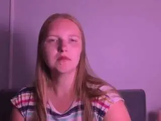 Roseamazing  live sex cam