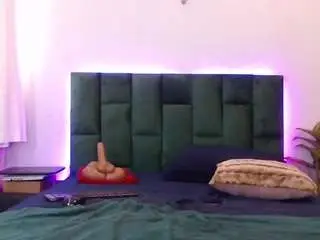 Sexyseddie  live sex cam