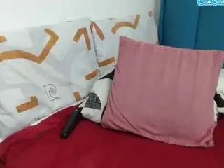 Tasha-xxx  live sex cam