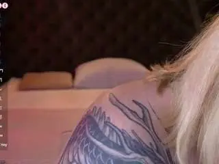 Zarareign  live sex cam