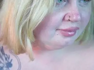 Zarareign  live sex cam