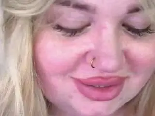 Zarareign  live sex cam