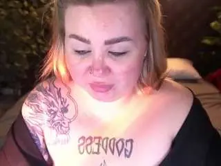 Zarareign  live sex cam