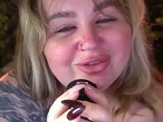 Zarareign  live sex cam