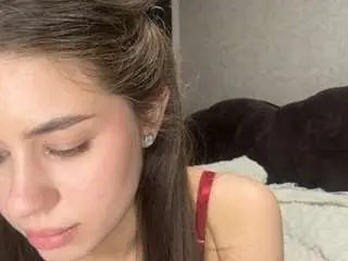 Deannadobosz  live sex cam