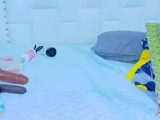 Irresistiblemilf  live sex cam