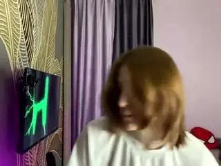 Izolacoster  live sex cam