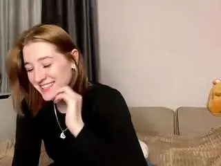 Izolacoster  live sex cam