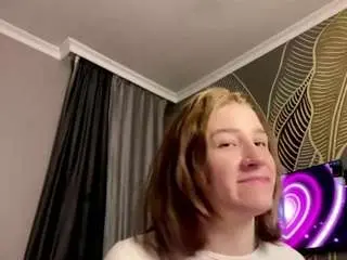 Izolacoster  live sex cam