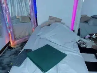 Jenndy-lockhart  live sex cam